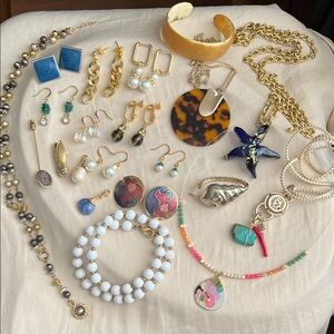 Vintage and Elegant Gold and Jewelry Bundle